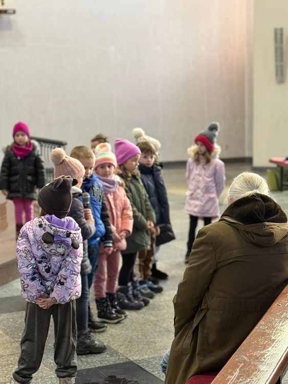 Przedstawienie dla babć i dziadków