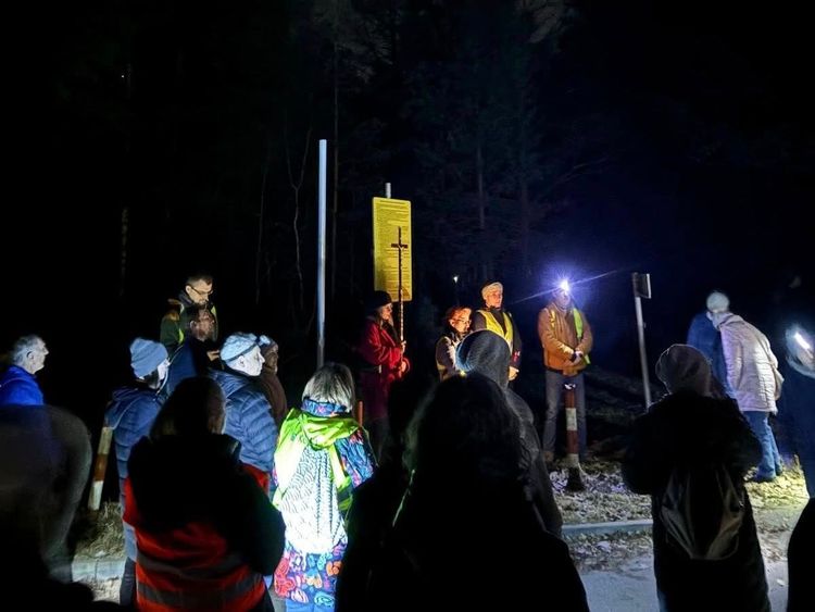 Droga Krzyżowa dookoła Chechła