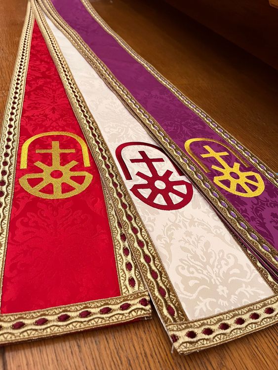 Zdjęcie projektu: Nowe szarfy liturgiczne